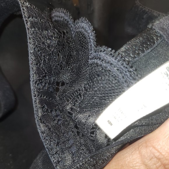 Bedazzled Blingy Bra and Bow Tie 40H Custom Made 🙌🏽 - Picture 2 of 5